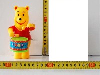 上链摇摆打鼓维尼熊