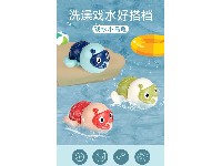 上链游水潜水龟