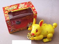 电动音乐炫彩灯光元宝玉兔