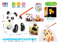 电动爬行小熊猫手提灯笼(音乐+灯光)